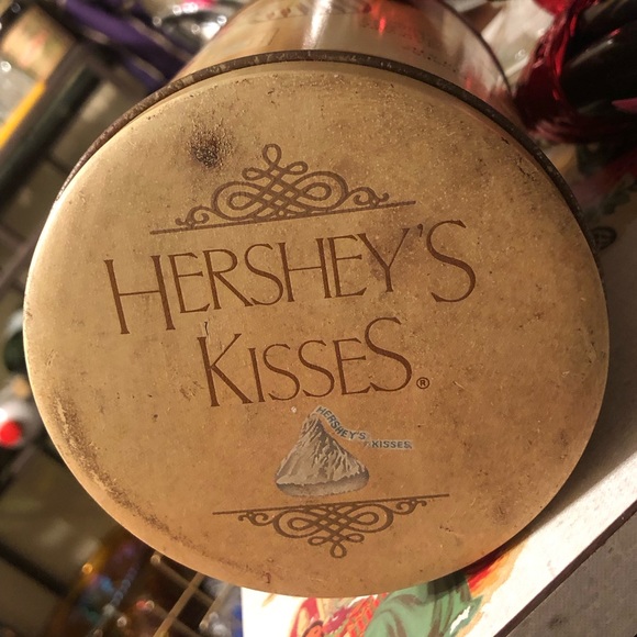 6773 Vintage 1990 Hershey Kisses Hometown Series Canister #5 Tin Box Chocolate - Picture 5 of 9